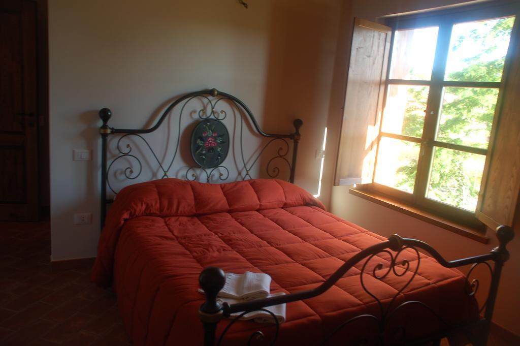 Agriturismo Il Poderetto Licciana Nardi Стая снимка